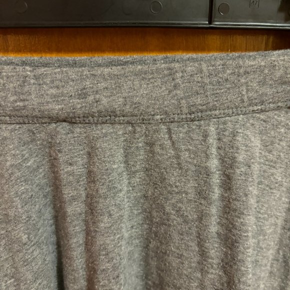 Ambercrombie & Fitch‎ cotton gray skirt XS - Picture 4 of 9
